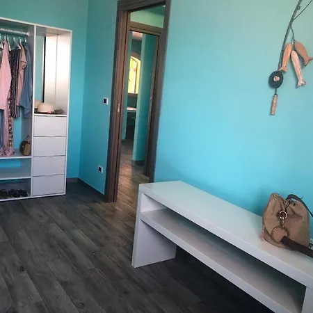 Domus Tuscany Apartment Donoratico